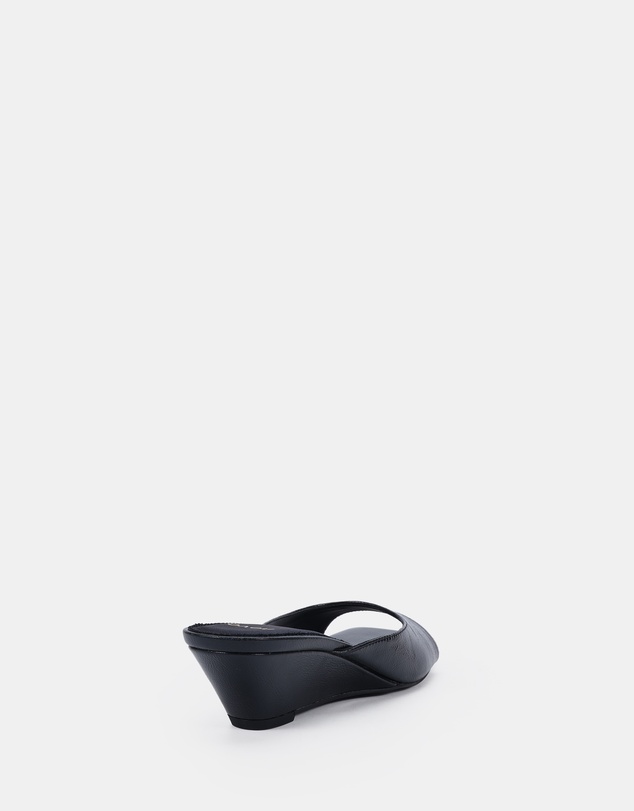Novo - Willodean Wedges