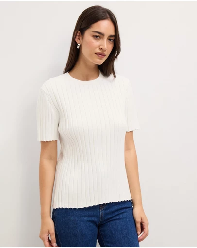 The Fated - Nessa Relaxed Knit Tee