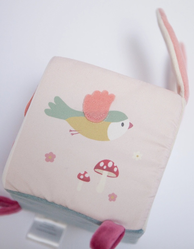 Little Stuff - Butterfly Garden Activity Block