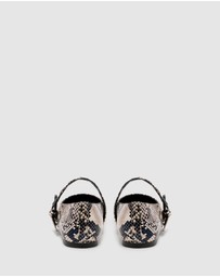 Nine West - Kebba