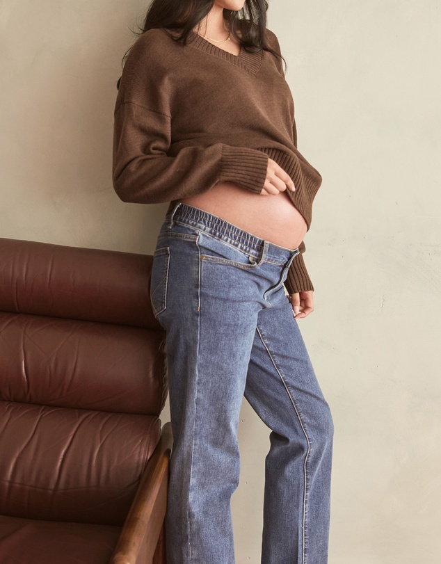 Soon Maternity - Recycled Cashmere V-Neck Sweater