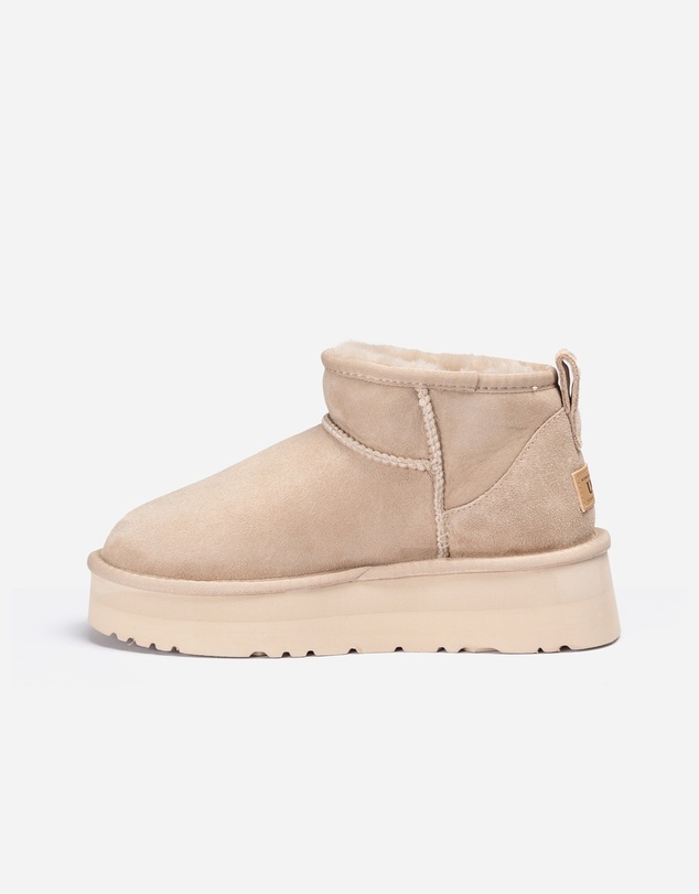 Ozwear Connection Uggs - Ugg Classic Platform Ultra Mini Boots (Water Resistant)