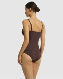 Sea Level Australia - Essentials Edit Cross Front Multifit Singlet Top