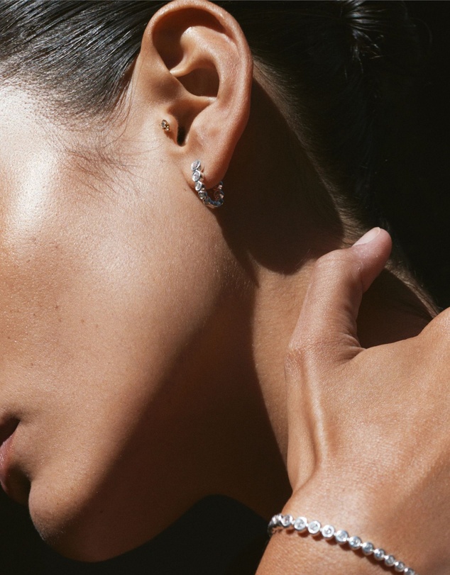 SAINT VALENTINE - Crescendo Oval Hoops - Silver