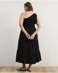 Atmos&Here Curvy - Josie Linen Blend One Shoulder Tiered Maxi Dress