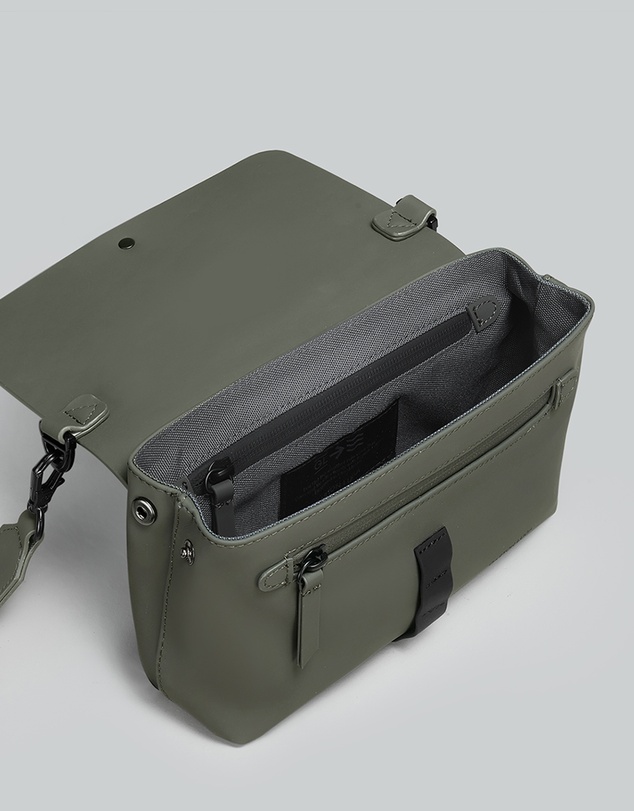 Gaston Luga - Spläsh - Crossbody Waterproof Shoulder Carry Bag