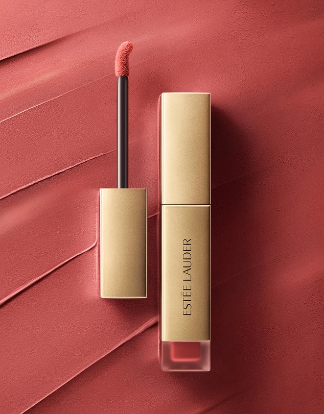 Estee Lauder - Pure Color Whisper Matte Liquid Lip