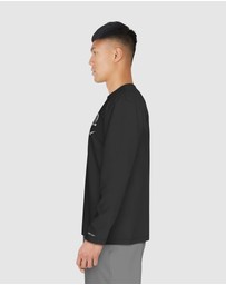 Nike - Gothic Letter Long Sleeve Hydroguard Top
