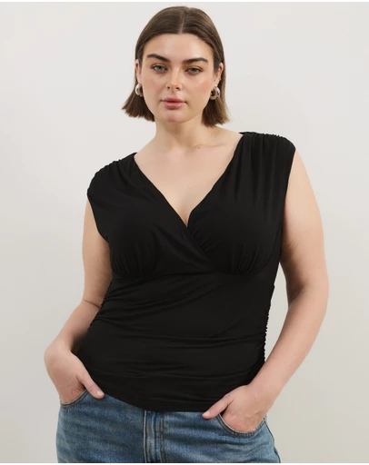 Atmos&Here Curvy - Savannah V Neck Ruched Top