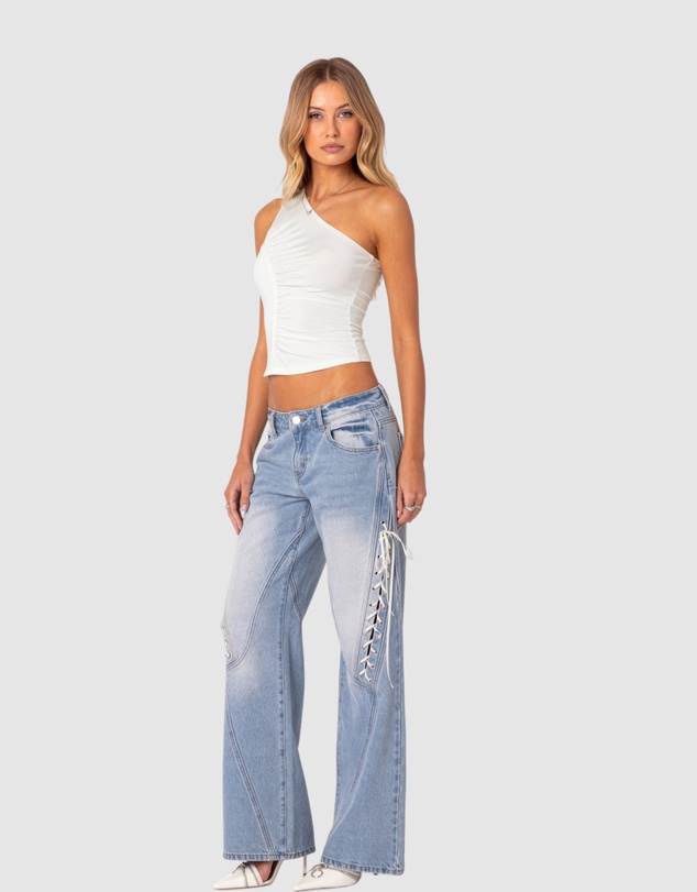 EDIKTED - Ivy Ruched One Shoulder Top