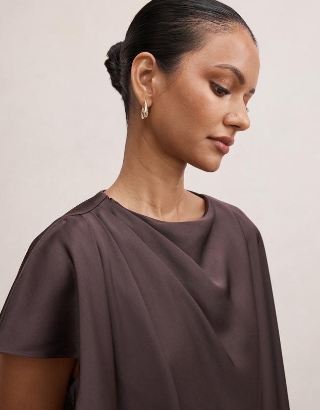 Forever New Petite - Zinnia Petite Cape Maxi Dress