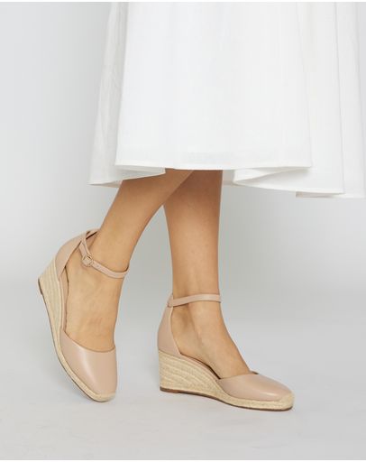 NUDE GLOVE