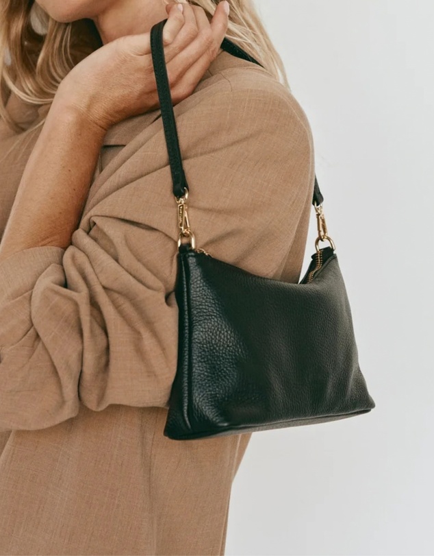 VESTIRSI - Ashley Black Leather Crossbody Bag