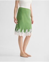 Oxford - Frieda Lace Trim Skirt