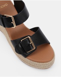 Novo - Belva Wedges