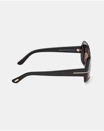 Tom Ford - Paloma 02