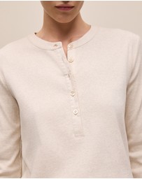 Trenery - Cotton Marle Henley in Oat Marle