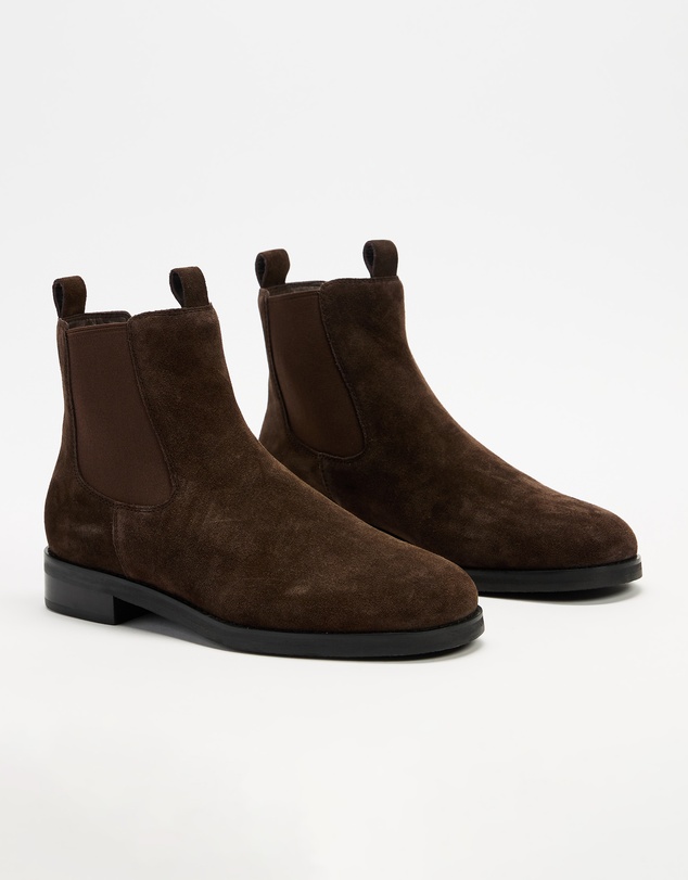AERE - Suede Chelsea Boots - Men's