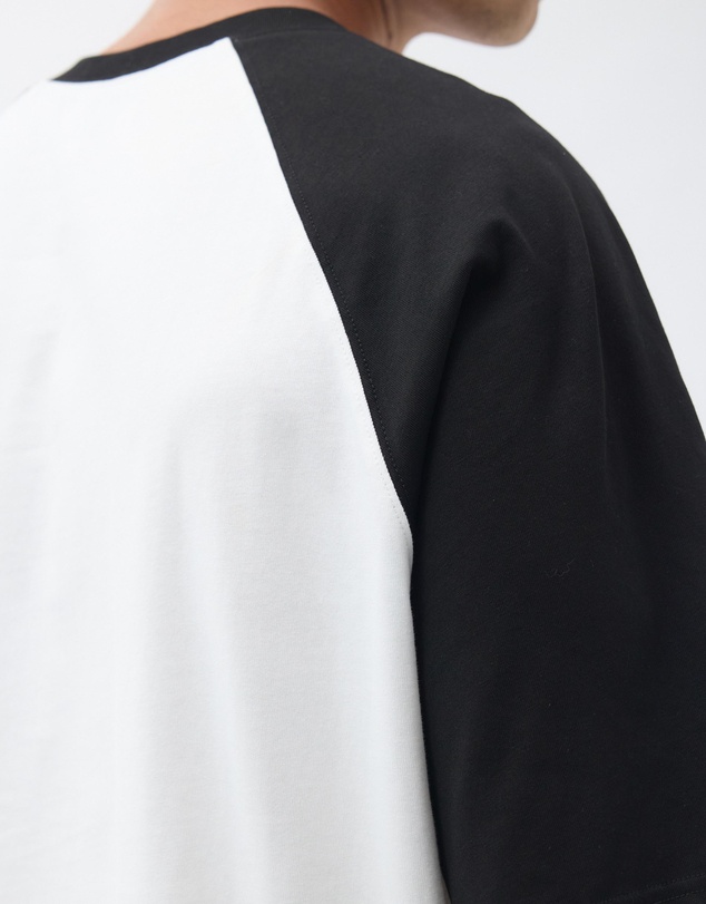 AERE - Boxy Contrast Raglan Tee
