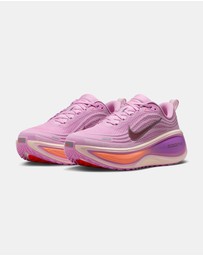 Nike - Vomero Plus - Women's