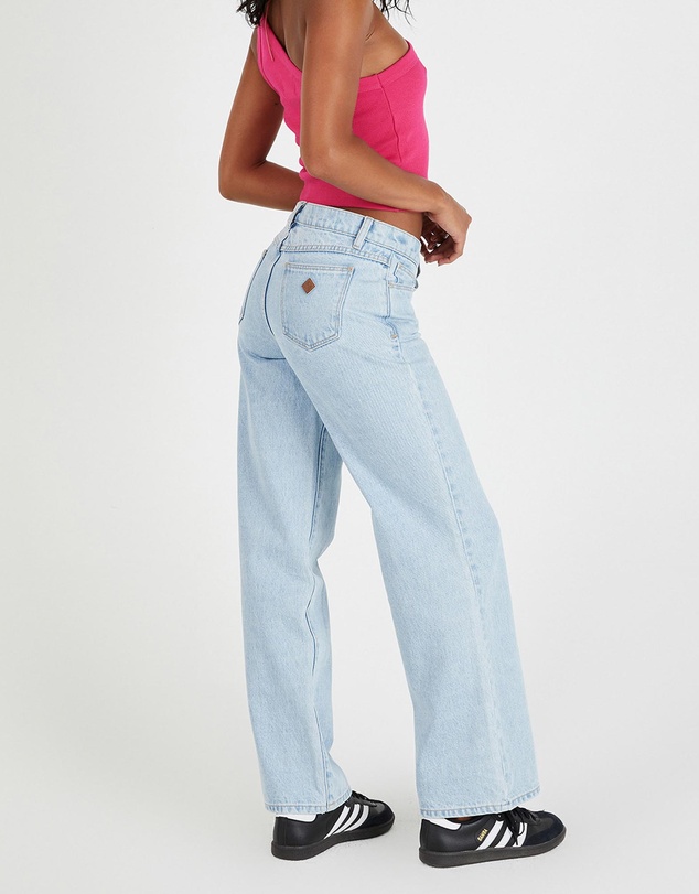 Abrand - 99 Low Wide Jeans