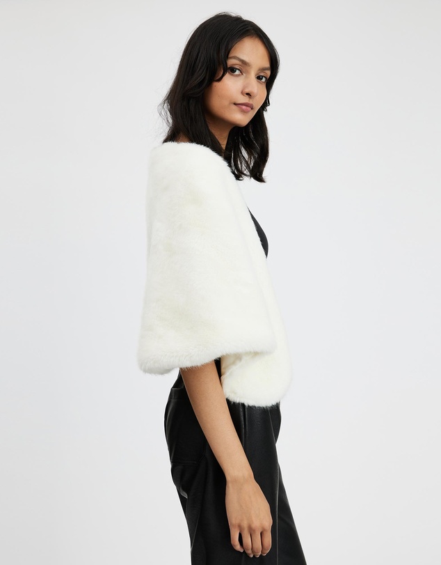 Unreal Fur - Yasmine Wrap