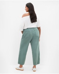 City Chic - Plus size Harley Fit Cassie Barrel Leg Jean - sage wash
