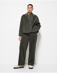 Commonry - Madelyn Pant