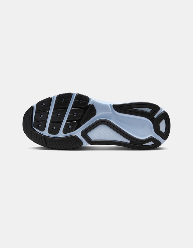 Nike - Structure 26 - Men's