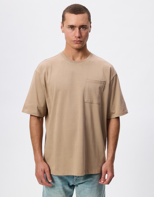Scotch & Soda - Seasonal Core 3 Crosses Chest Pocket Loose-Fit T-Shirt