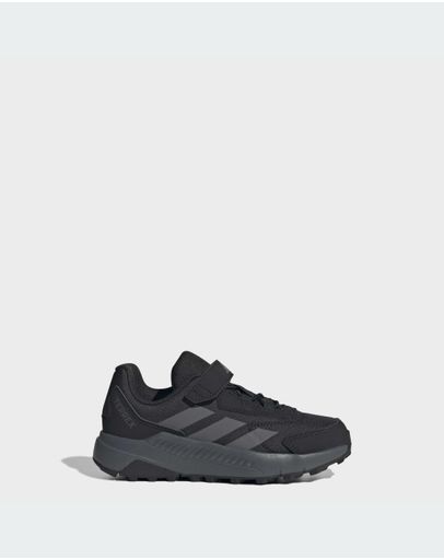 Core Black / Grey Five / Core Black