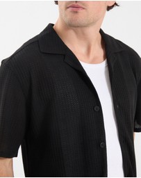 Nomadic Paradise - Byron  Knit Resort Crop Shirt