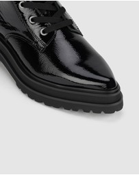 Rollie - Pointed Sidezip Boot