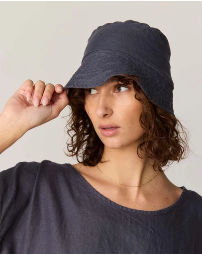 Primness - Peaches Bucket Hat