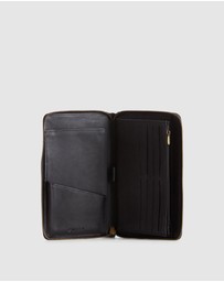 Evity - RFID Payton Leather Travel Wallet