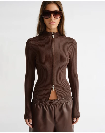 Decjuba - D-Luxe Knit Zip Long Sleeve Top