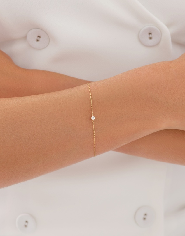 Michael Hill - Bracelet with .08 Carat TW Diamond Birthstone in 10kt Yellow Gold