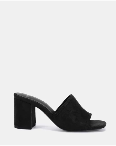 Novo - Nicole Mules