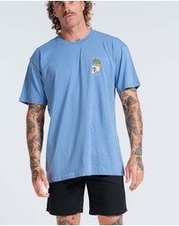 Vacancy Co - Club Dread Tee