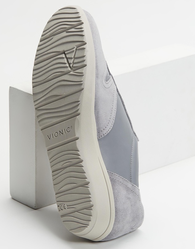Vionic - Karigan Sneaker - Slate