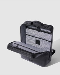 Kinnon - Magellan Business Backpack