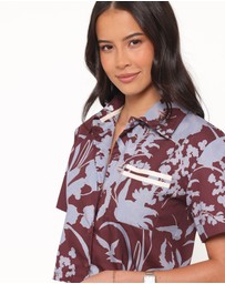 Petal & Pup - Aine Cropped Short Sleeve Shirt - Burgundy Floral