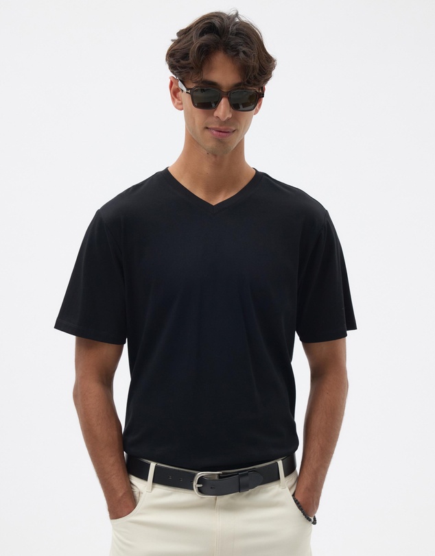 AERE - V-Neck Cotton Tee