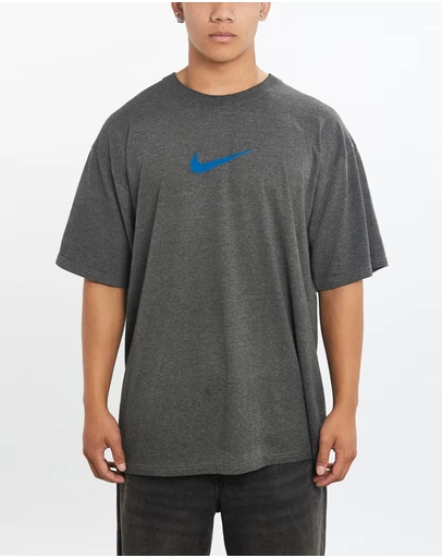 Vintage by The Real Deal - Pre Loved - Vintage Nike Tee
