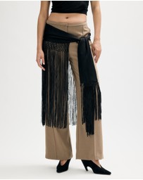 Minima Esenciales - Sola Fringed Scarf Belt
