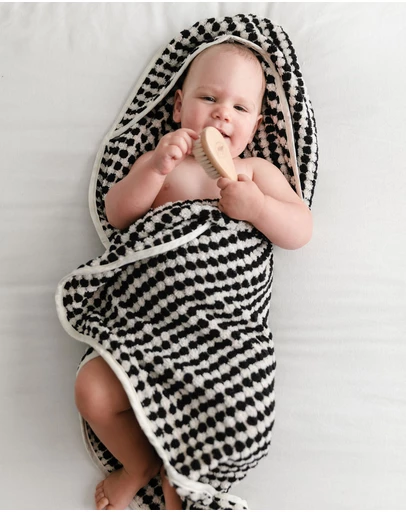 Miss April - Pompom Hooded Baby Towel
