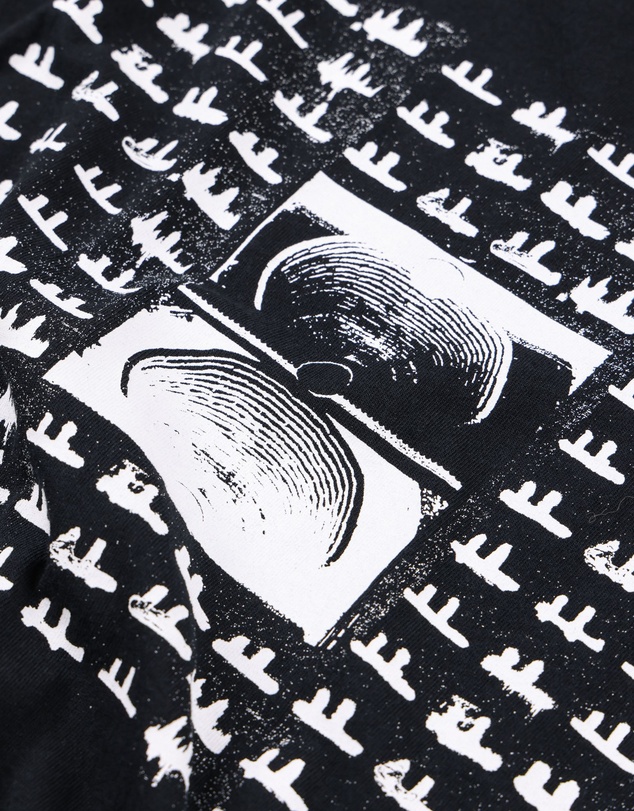 Former - Labyrinth T-shirt // Black