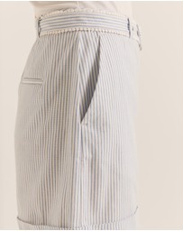 Review - Eve Stripe Short