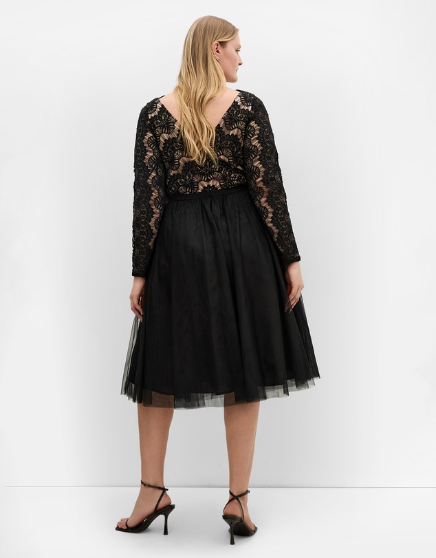City Chic - Plus size Rare Beauty Lace Midi Dress - black