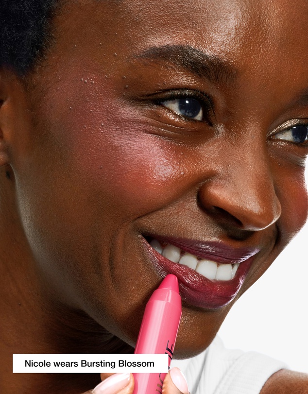 Clinique - Chubby Stick™ Moisturizing Lip Colour Balm - Bursting Blossom